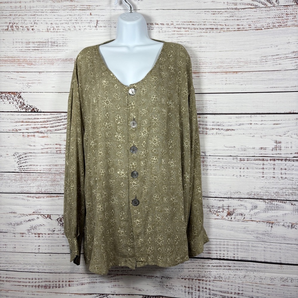 Chico’s Vintage Green Geometric Print Long Sleeve Blouse